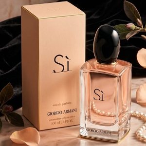 Giorgio Armani Sì Warm Blush Perfume Bottle With Shiny Black Cap