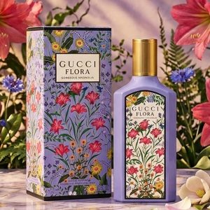 Gucci Flora Gorgeous Magnolia Perfume Bottle in Soft Lavender Purple With a Gold Cap